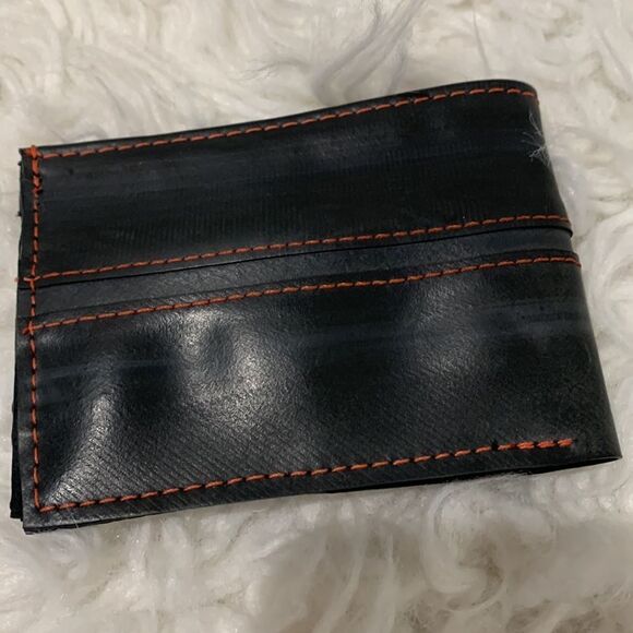 ALCHEMY Goods Recycled Bicycle iInner Tubes Franklin Wallet Black/Orange Men’s - Picture 2 of 9